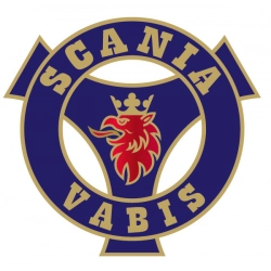 SCANIA Vabis to odblaskowy element, który zwiększa widoczność w nocy. Wysoka jakość materiałów zapewnia trwałość i estet