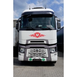 naklejki z motywem orła polskiego na ciężarówki Man, Volvo i Scania.