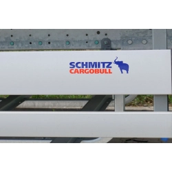 Zamów zestawy naklejek z grafiką Cargobull